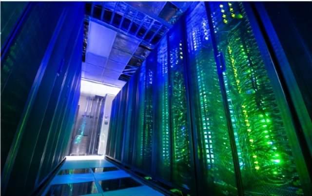 智能冷卻 數(shù)據(jù)中心綠色低碳轉(zhuǎn)型的核心驅(qū)動力